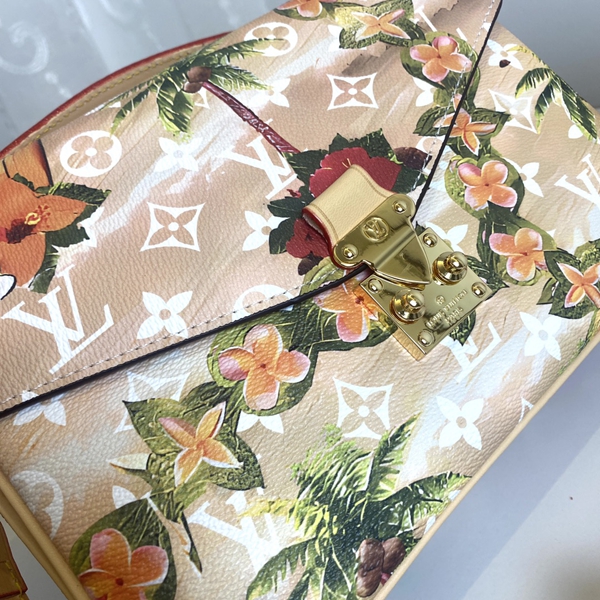 ルイヴィトンバッグ角部分ディテール